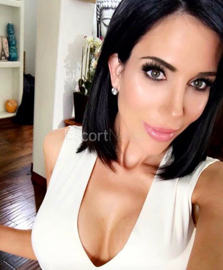 Alyssa alt view 2