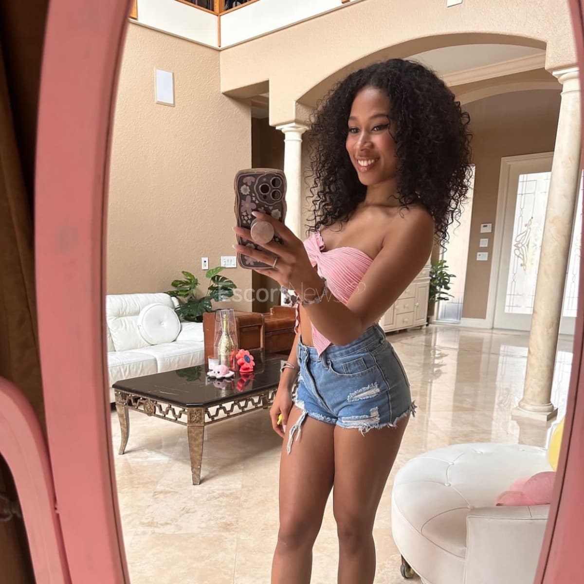 AmyBABY alt view 1