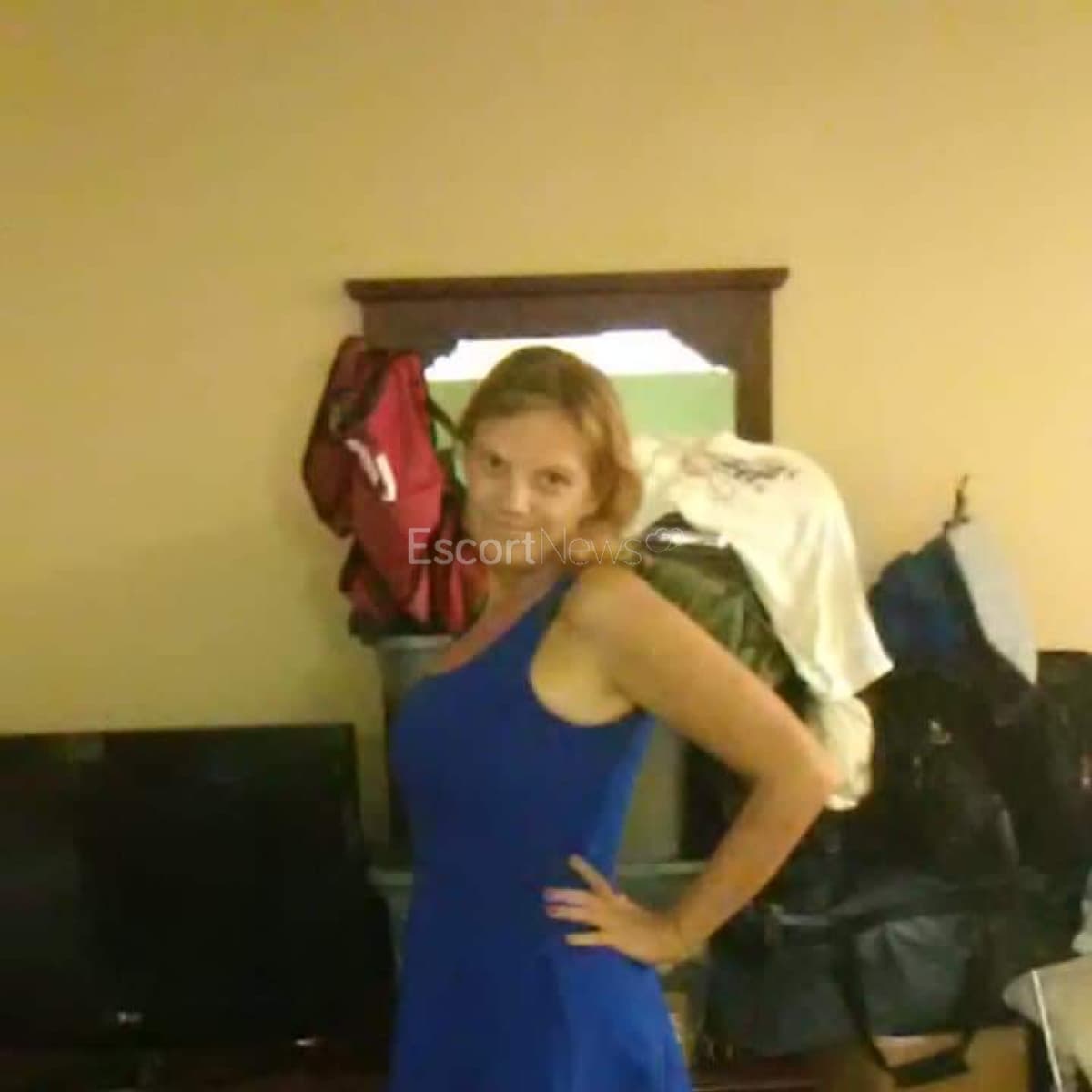 Baby girl alt view 3