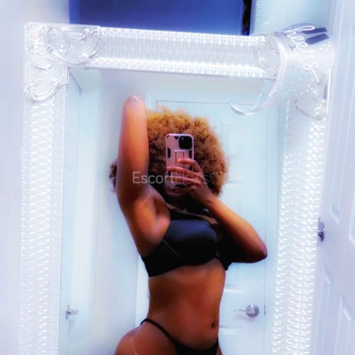 Bianca alt view 1