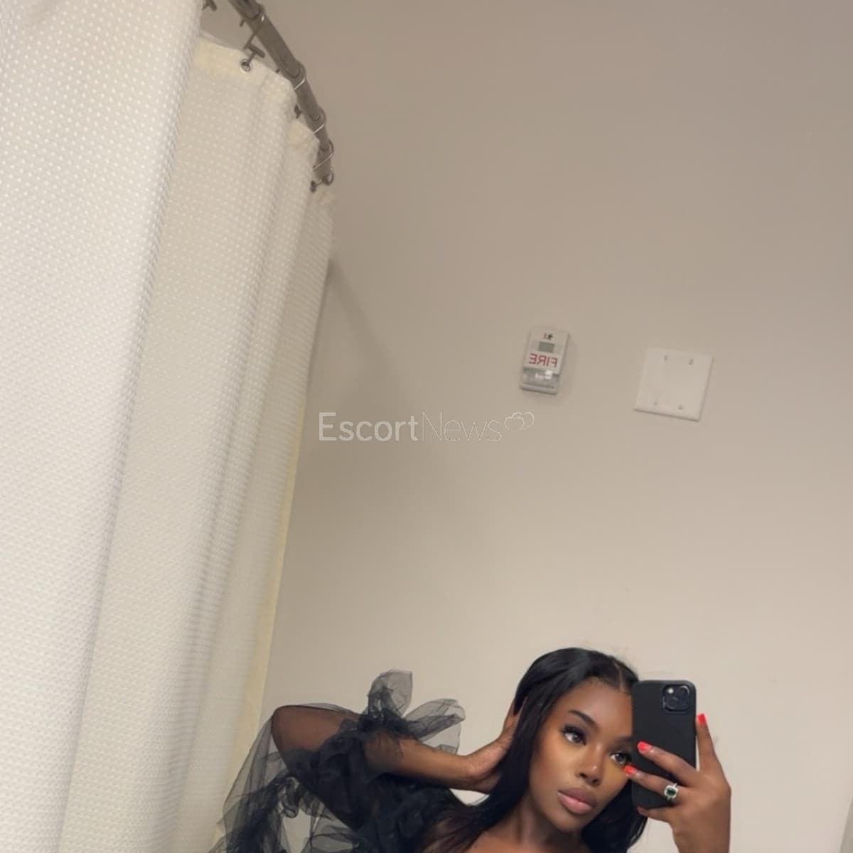 BrielleBombshell alt view 2