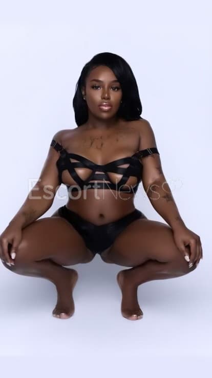 BrielleBombshell alt view 3