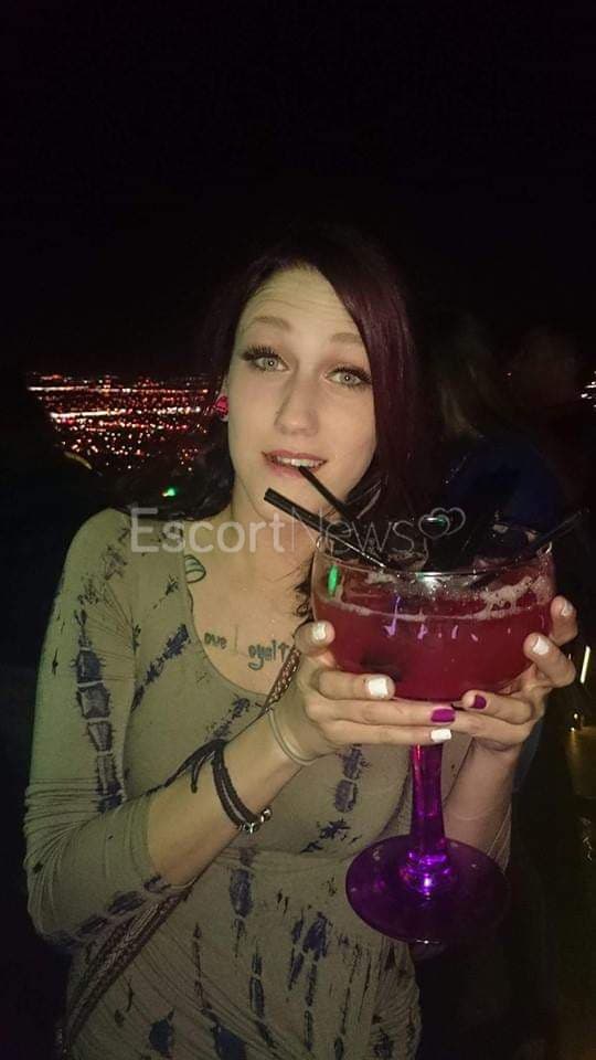 Brooke alt view 1