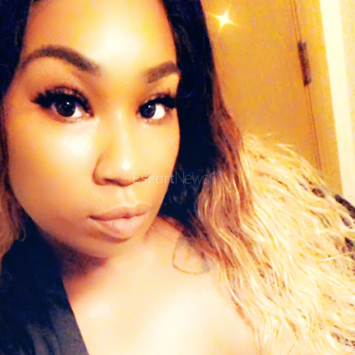 Camille Bankz alt view 7
