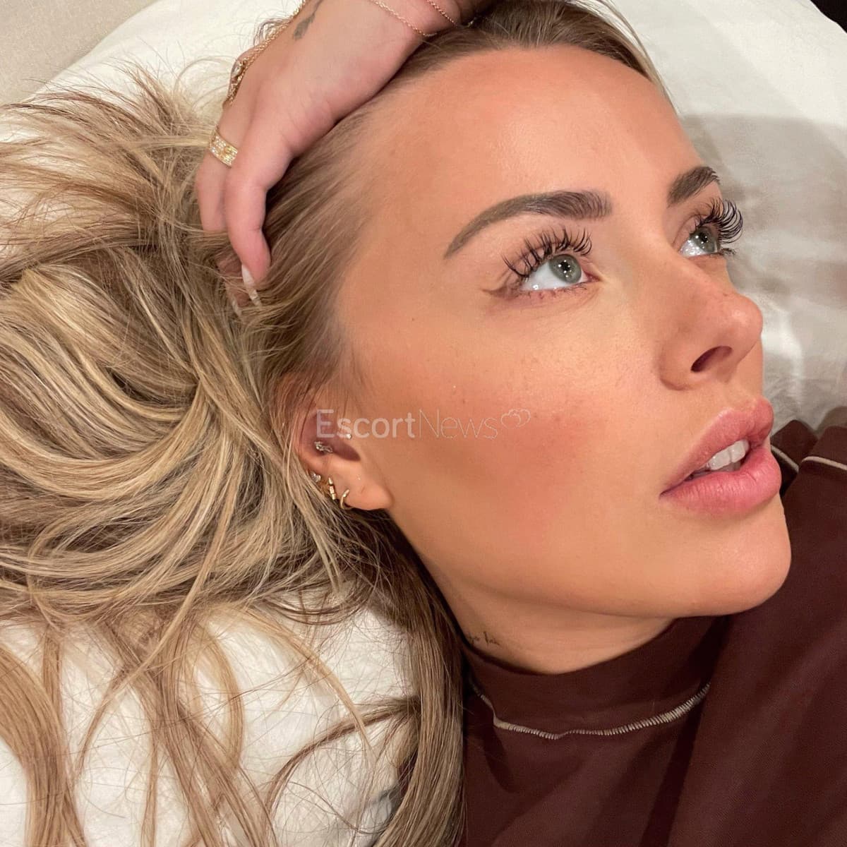 corinna alt view 5