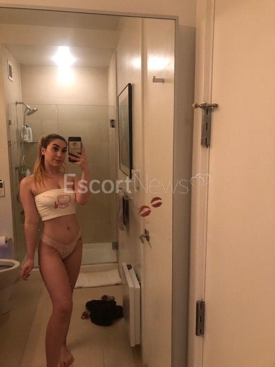 debrasexy alt view 1