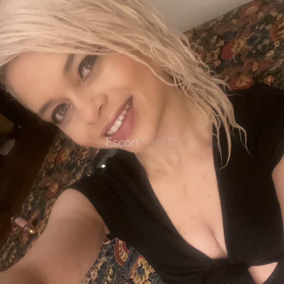 Destiny Cruz alt view 8