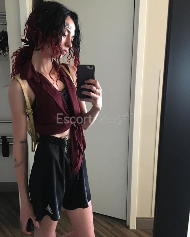 Emma alt view 6