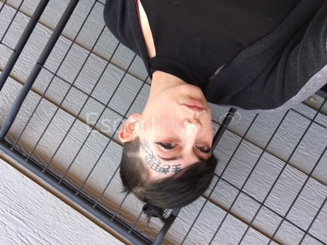 Emma alt view 7