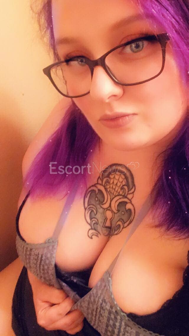EvieeLove alt view 4