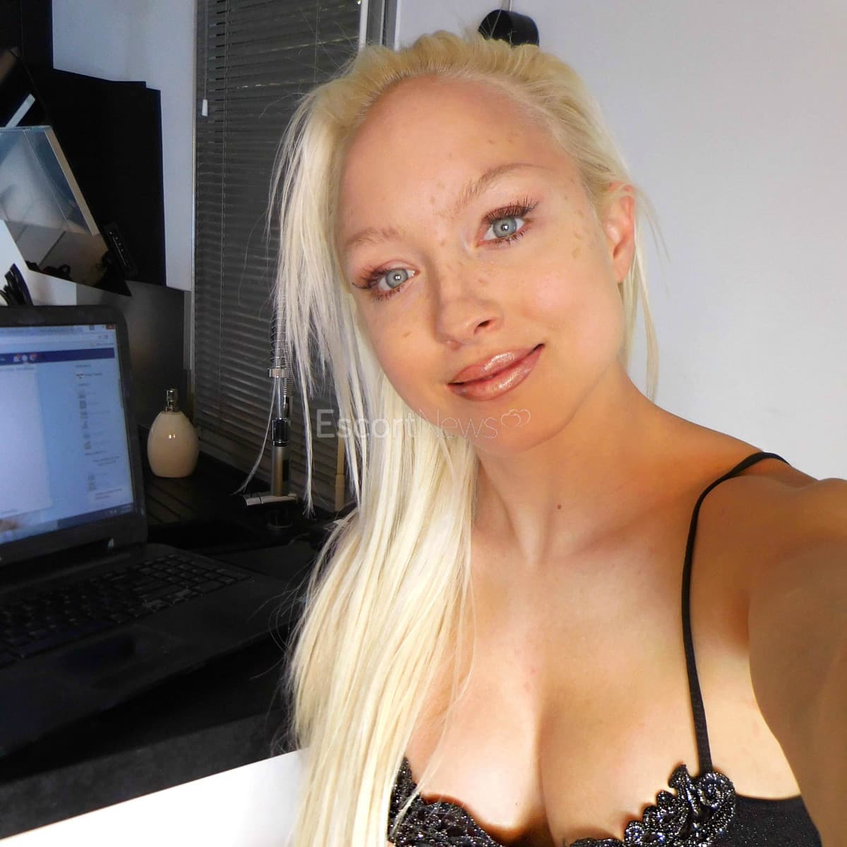 faithfullady alt view 1