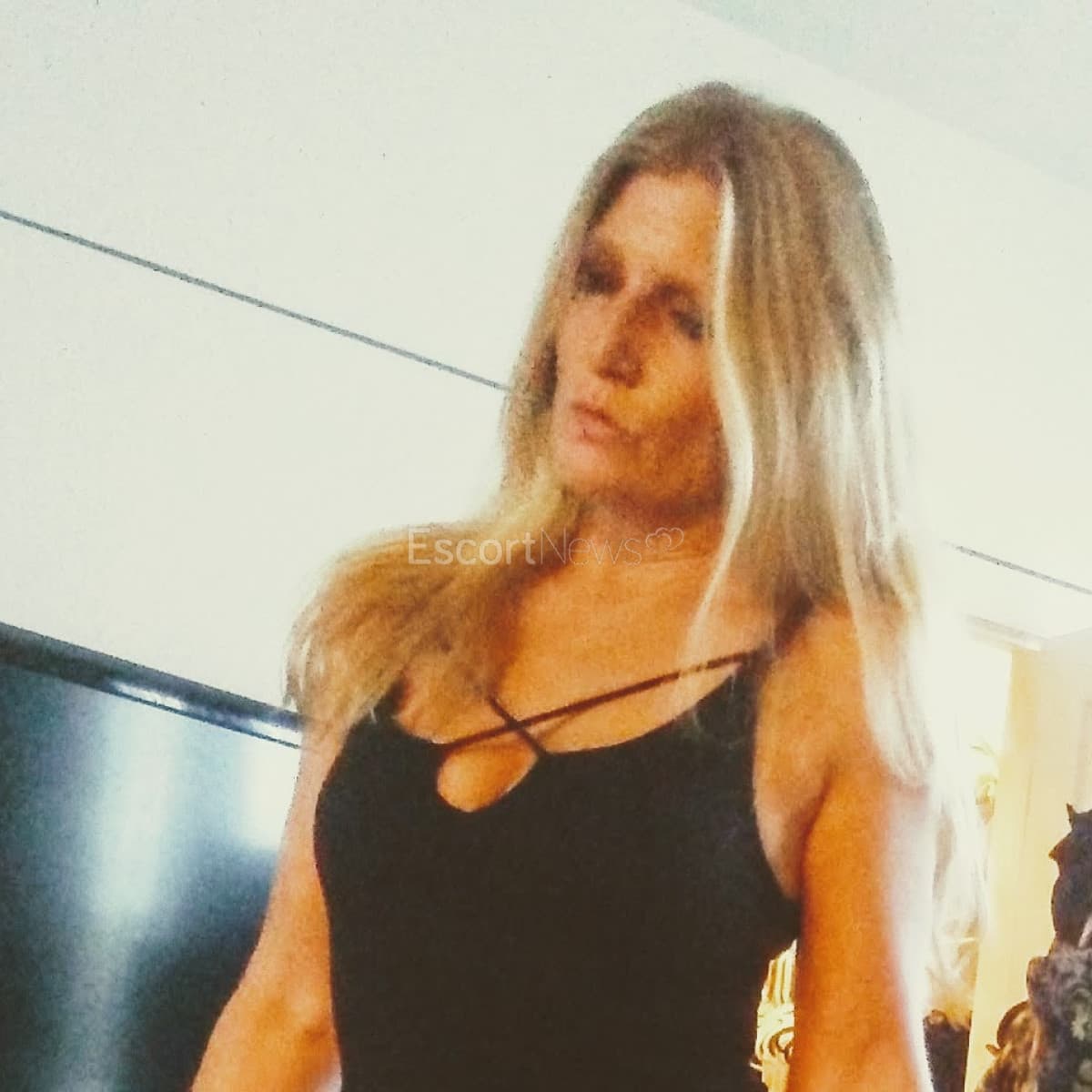 Jenny alt view 4