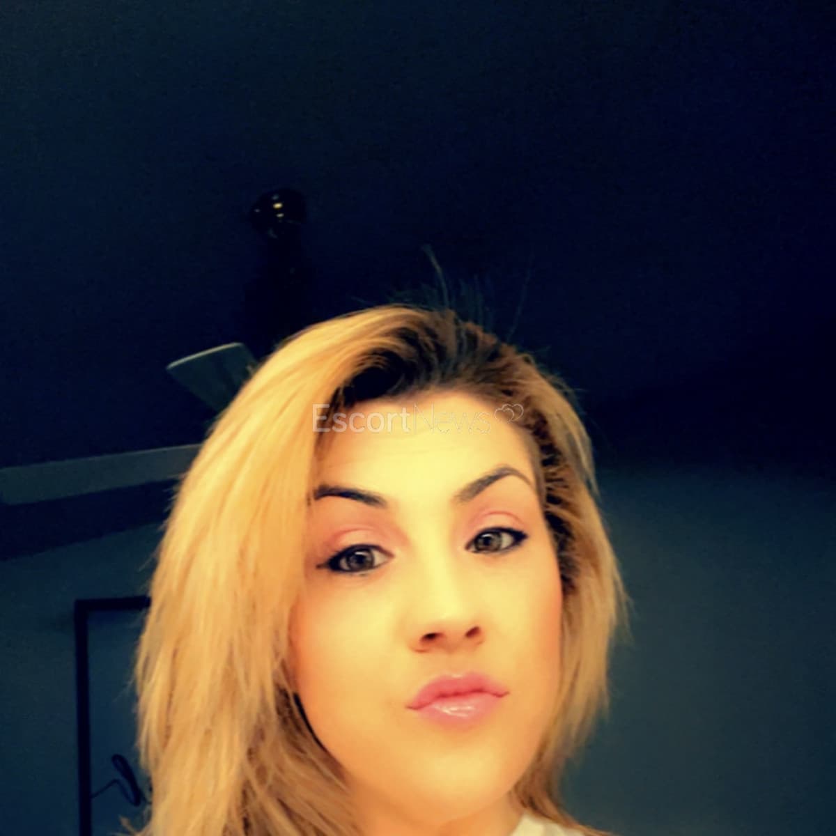 Jordyn alt view 2