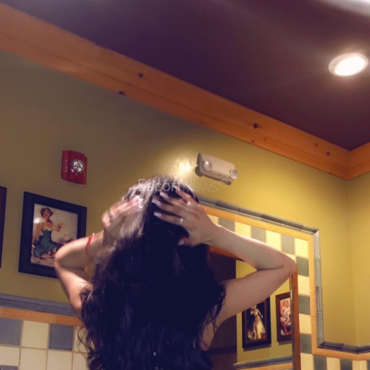 Julianna alt view 8