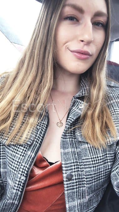 Kenzie alt view 1