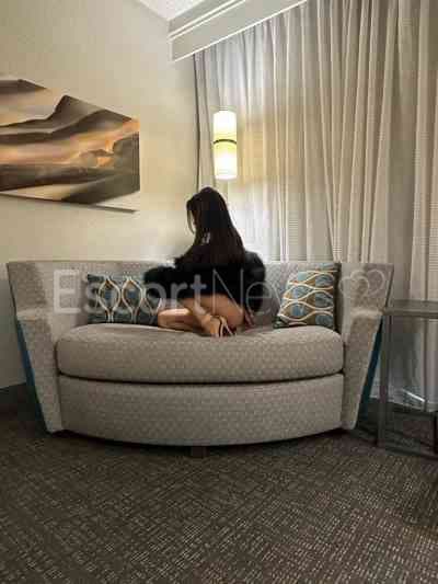 Latina alt view 3