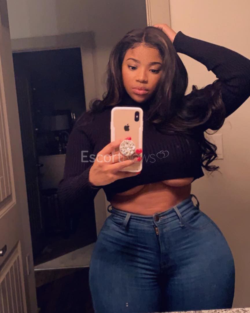 Latoya Bennet alt view 1