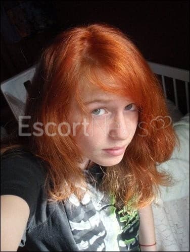 Leona