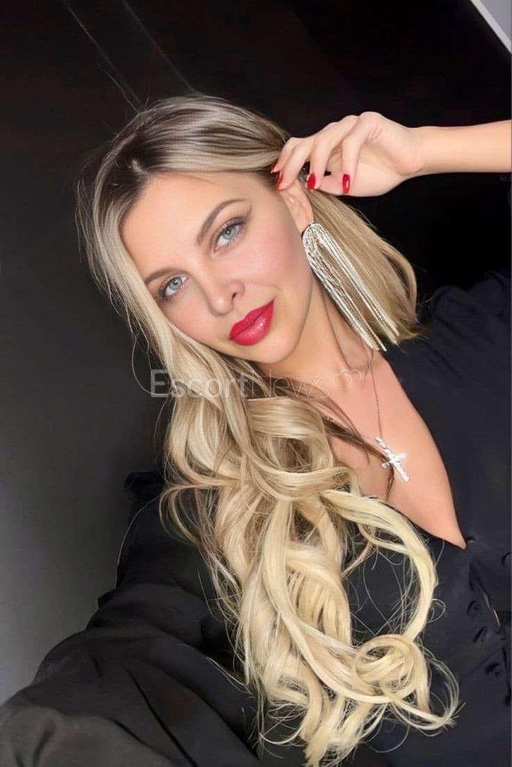 Lexi alt view 3