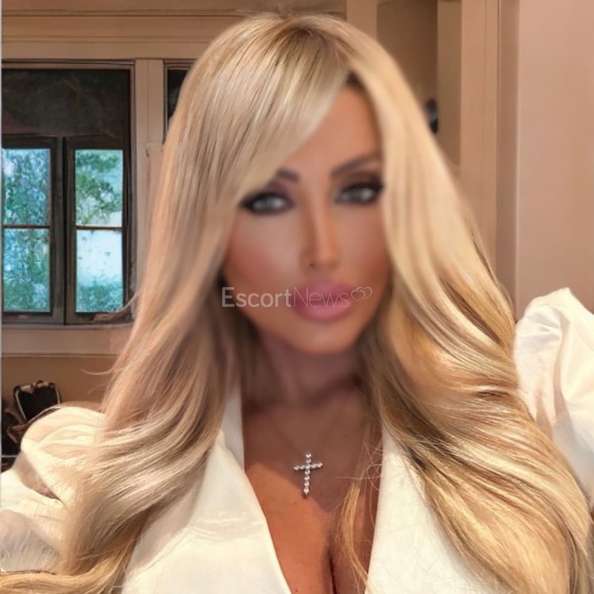 Lilliana Moore alt view 4