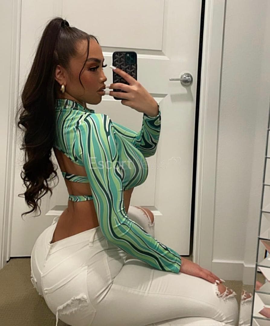 Linda alt view 1