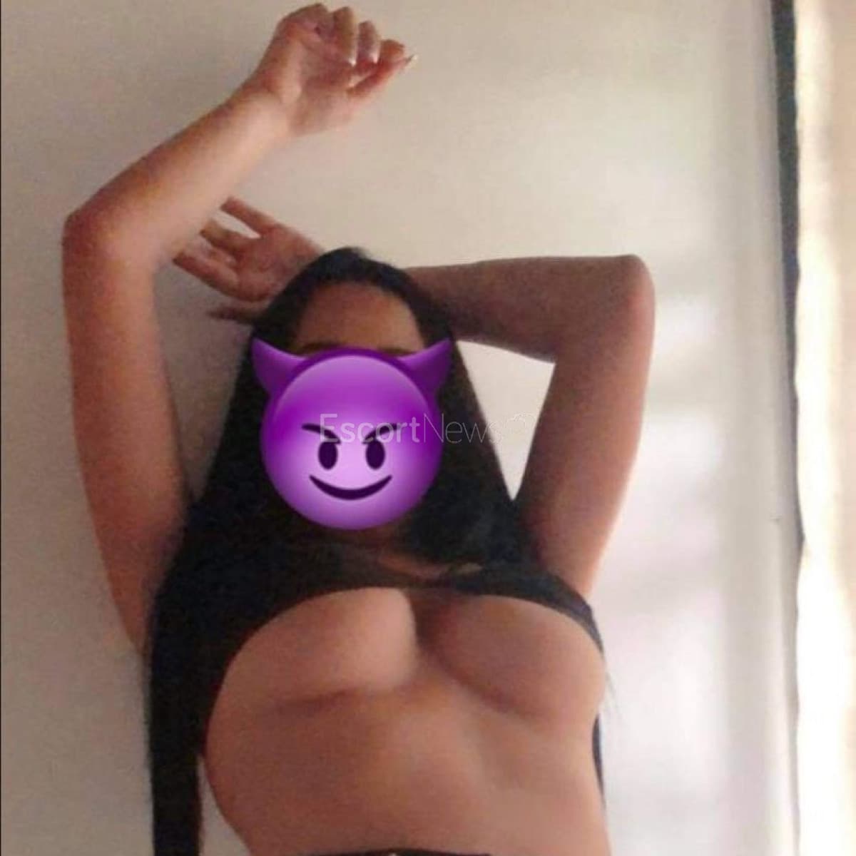 Luna alt view 5