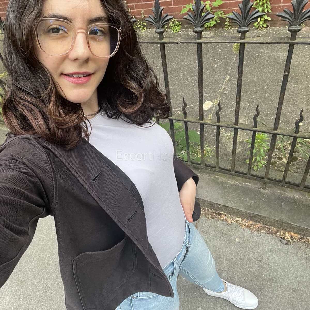 Mariela alt view 9