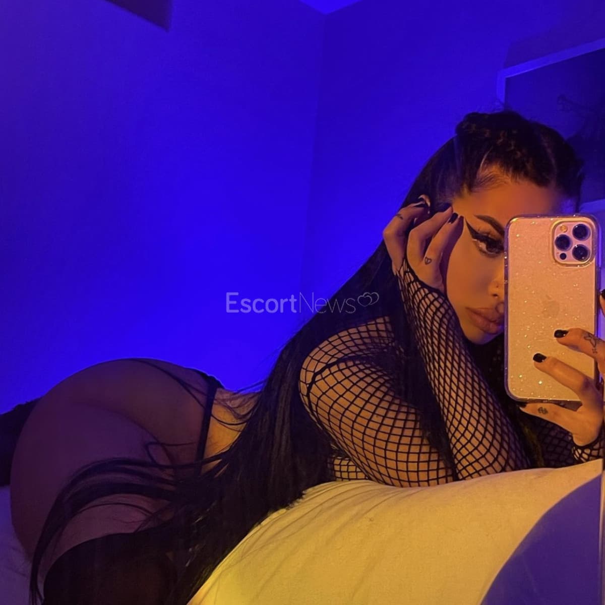 Mary alt view 1