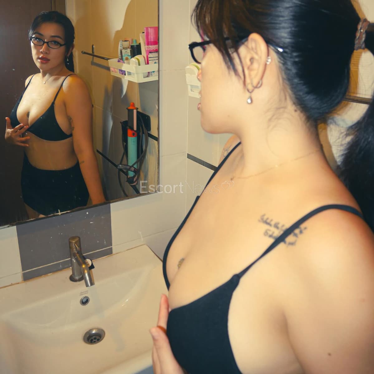 melina alt view 2