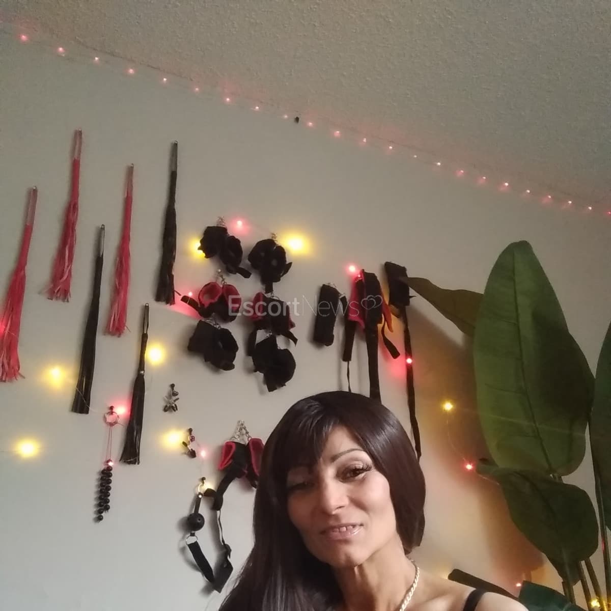 Mistress Pleasure alt view 4