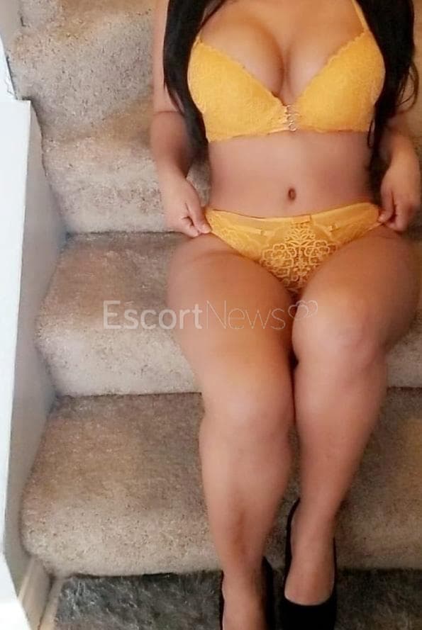 Naomi alt view 1