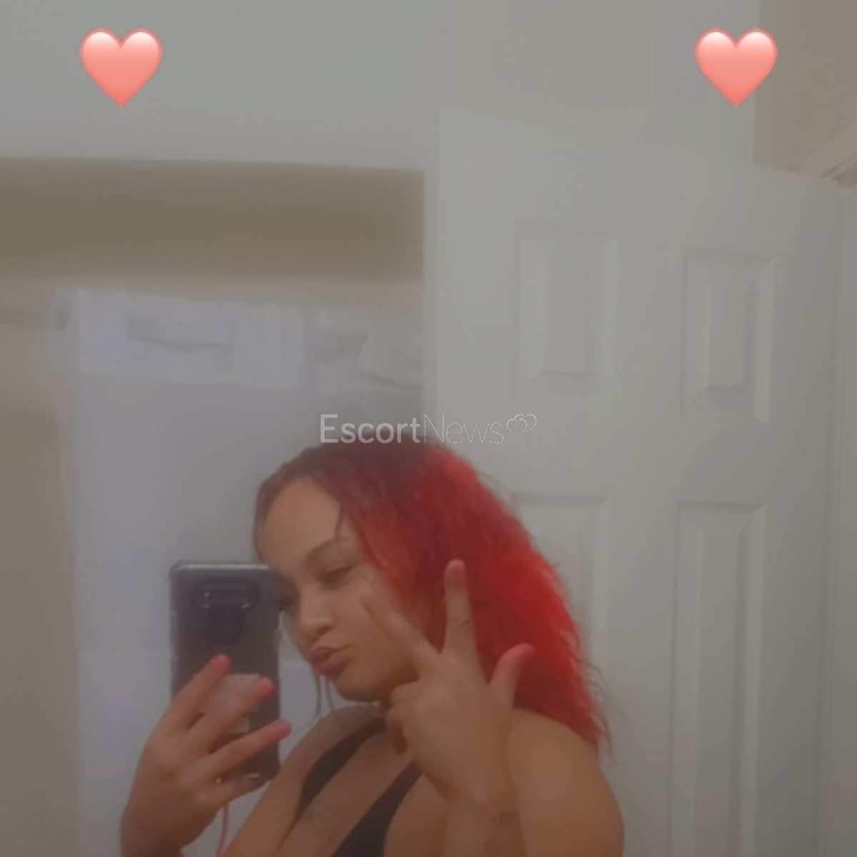 Naughtyred23 alt view 1