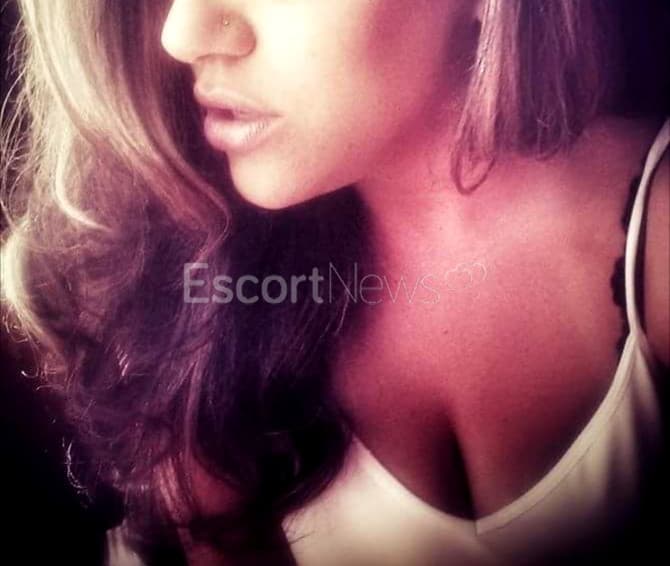 Roxie alt view 4