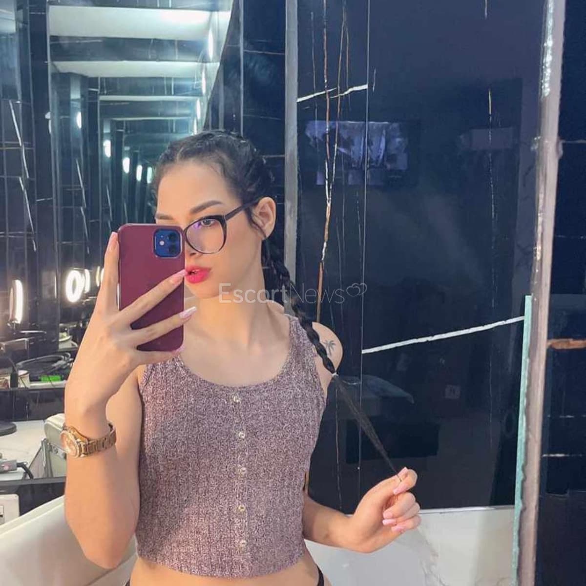 Sabrina alt view 3