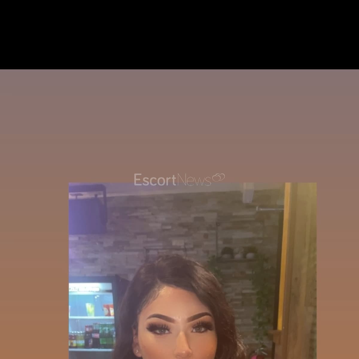 SerenaFox alt view 4