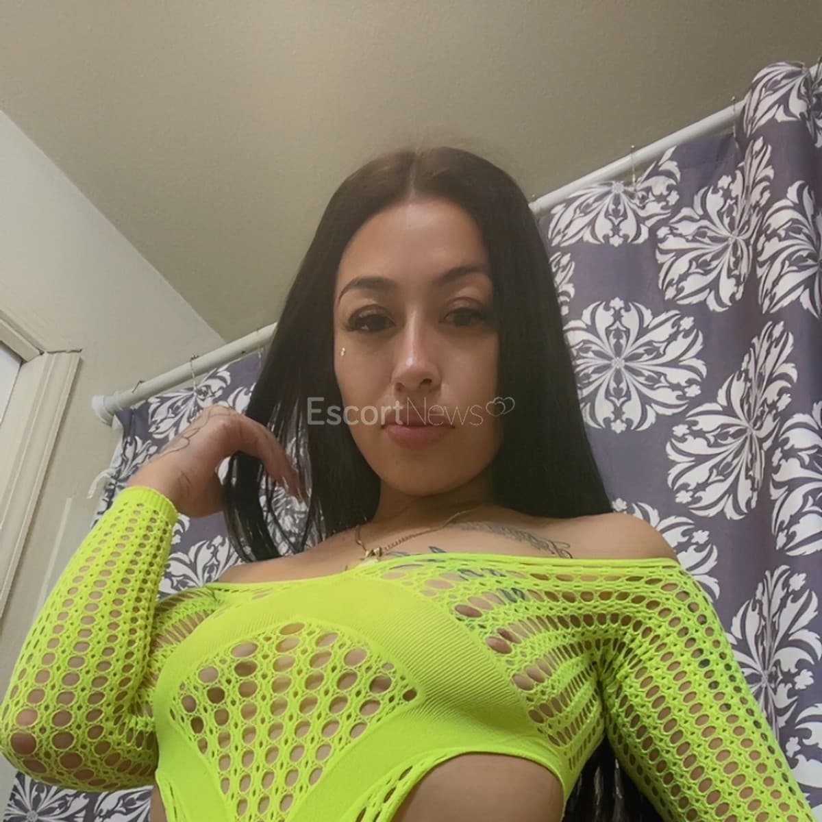 SofiaaLovee alt view 4