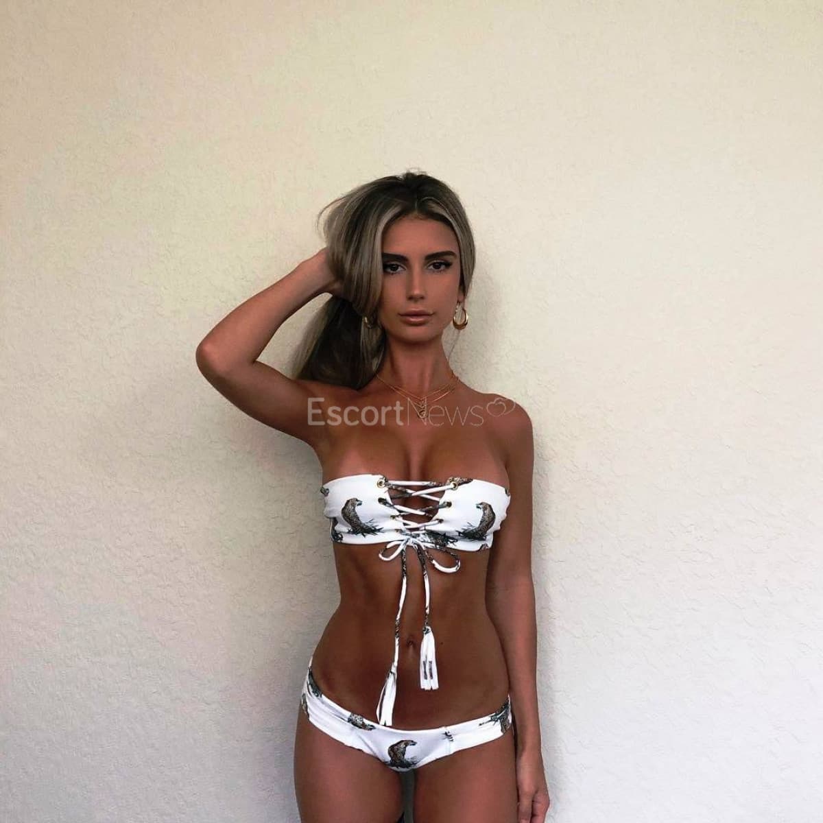 Stacy X alt view 7