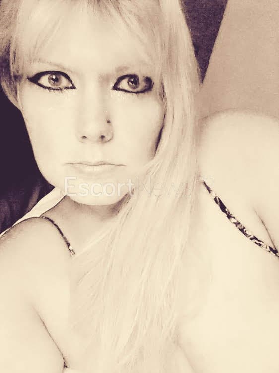 TwyllahStarr