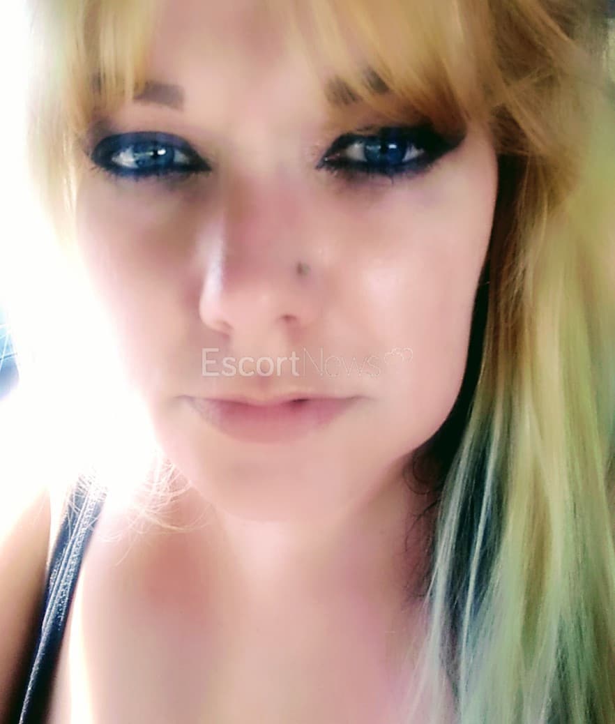 TwyllahStarr alt view 2