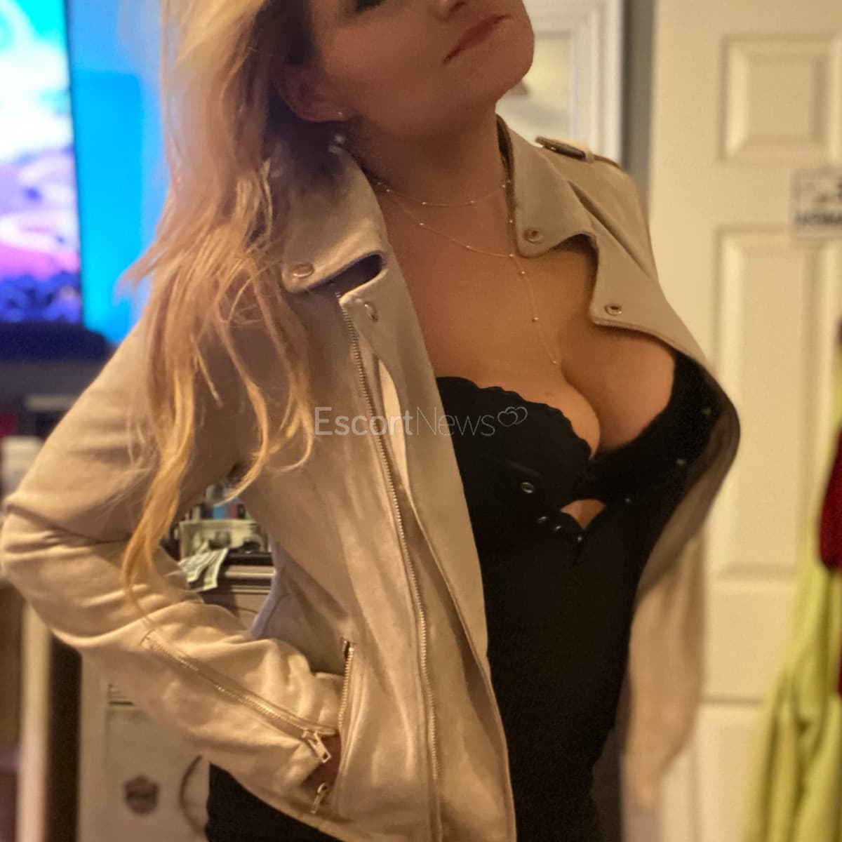 Victoria Shine alt view 7