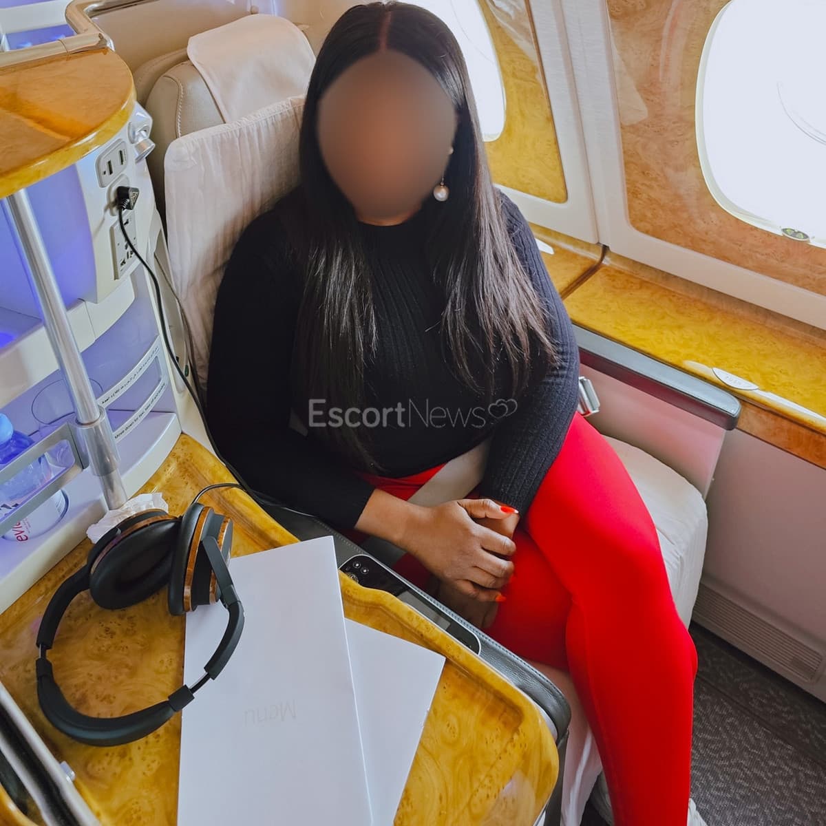 Zoe Red alt view 2